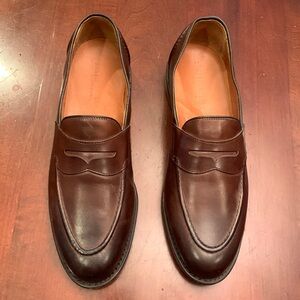 Ralph Lauren brown leather loafers gently worn. Size 9.5 D.
